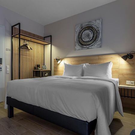 KONTRAKT Boutique Hotel Kiev Chambre photo