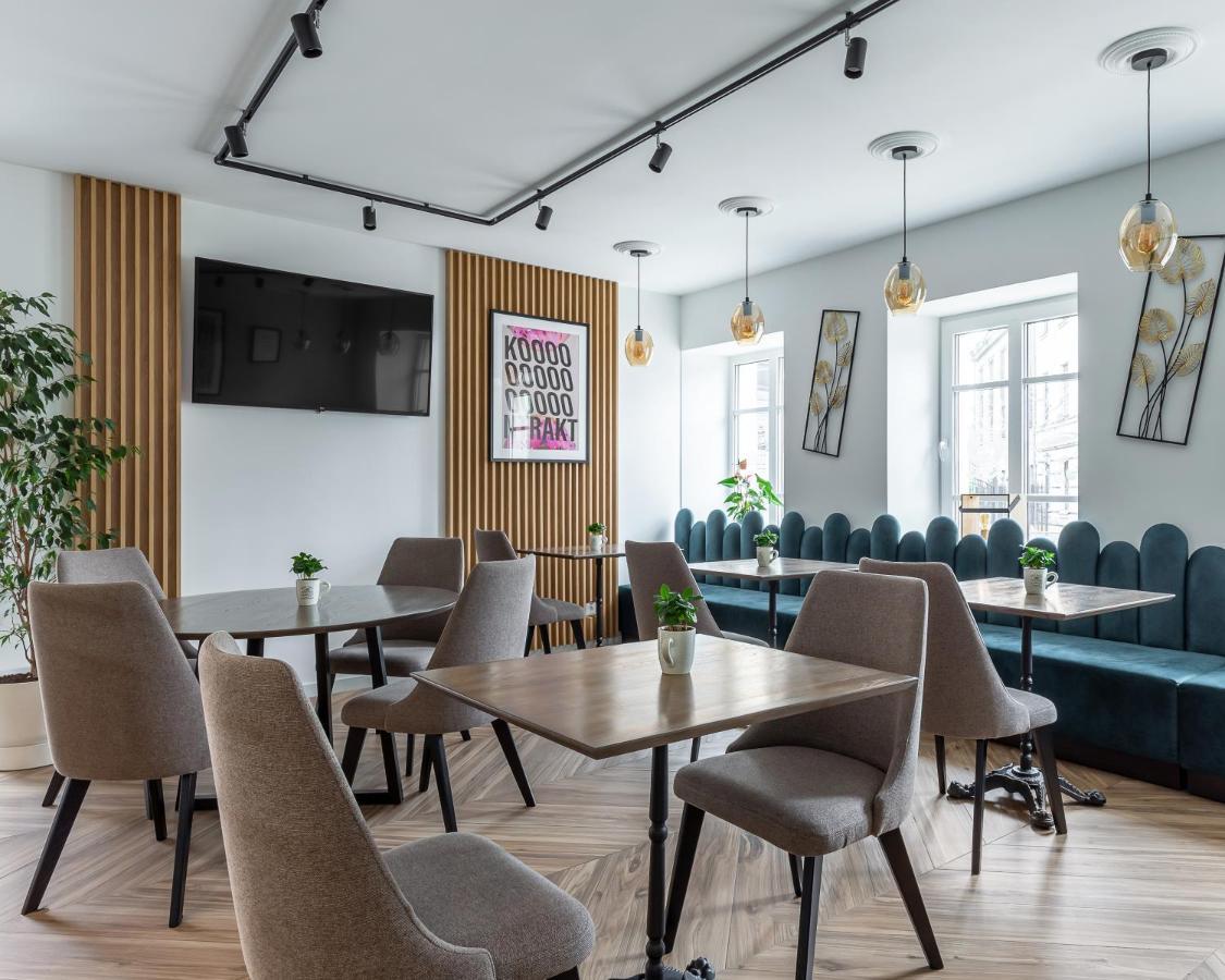 KONTRAKT Boutique Hotel Kiev Extérieur photo
