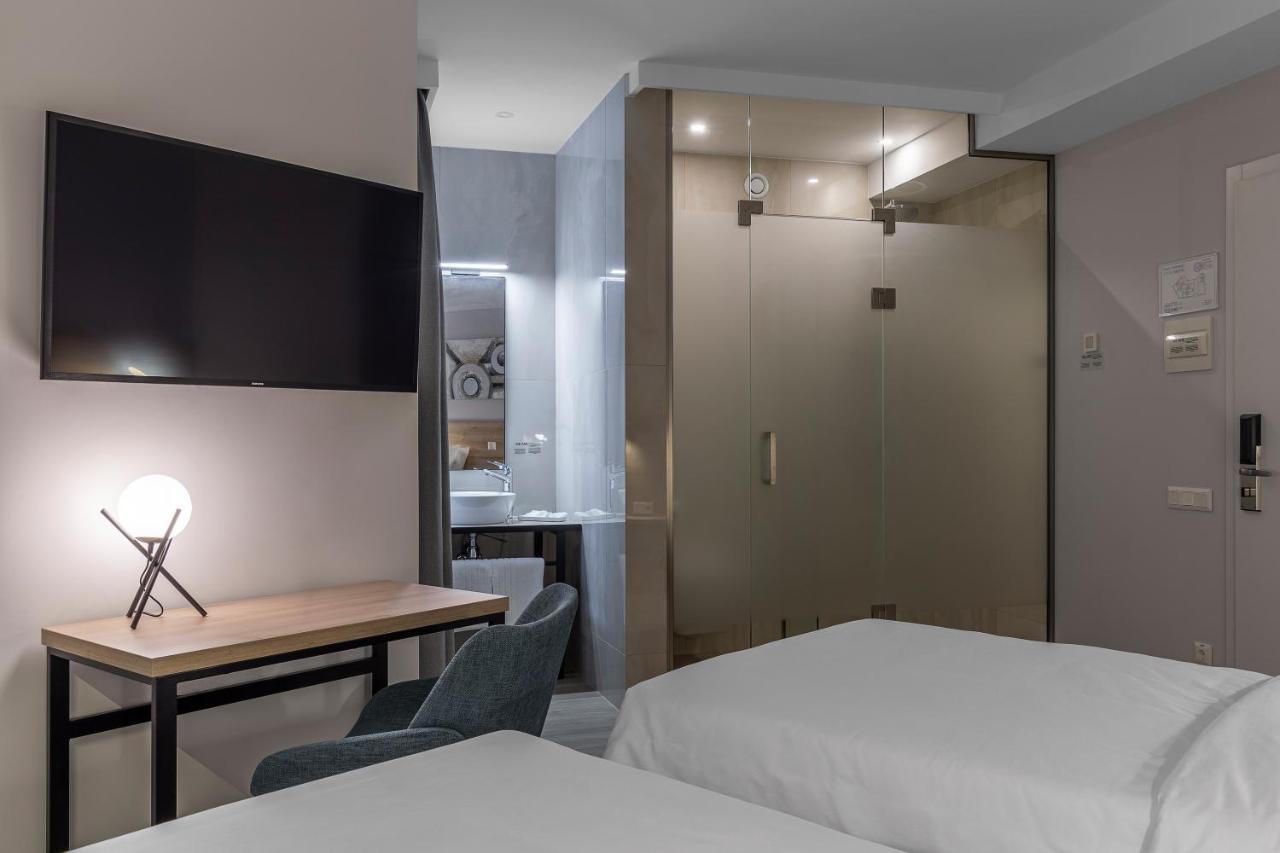 KONTRAKT Boutique Hotel Kiev Extérieur photo