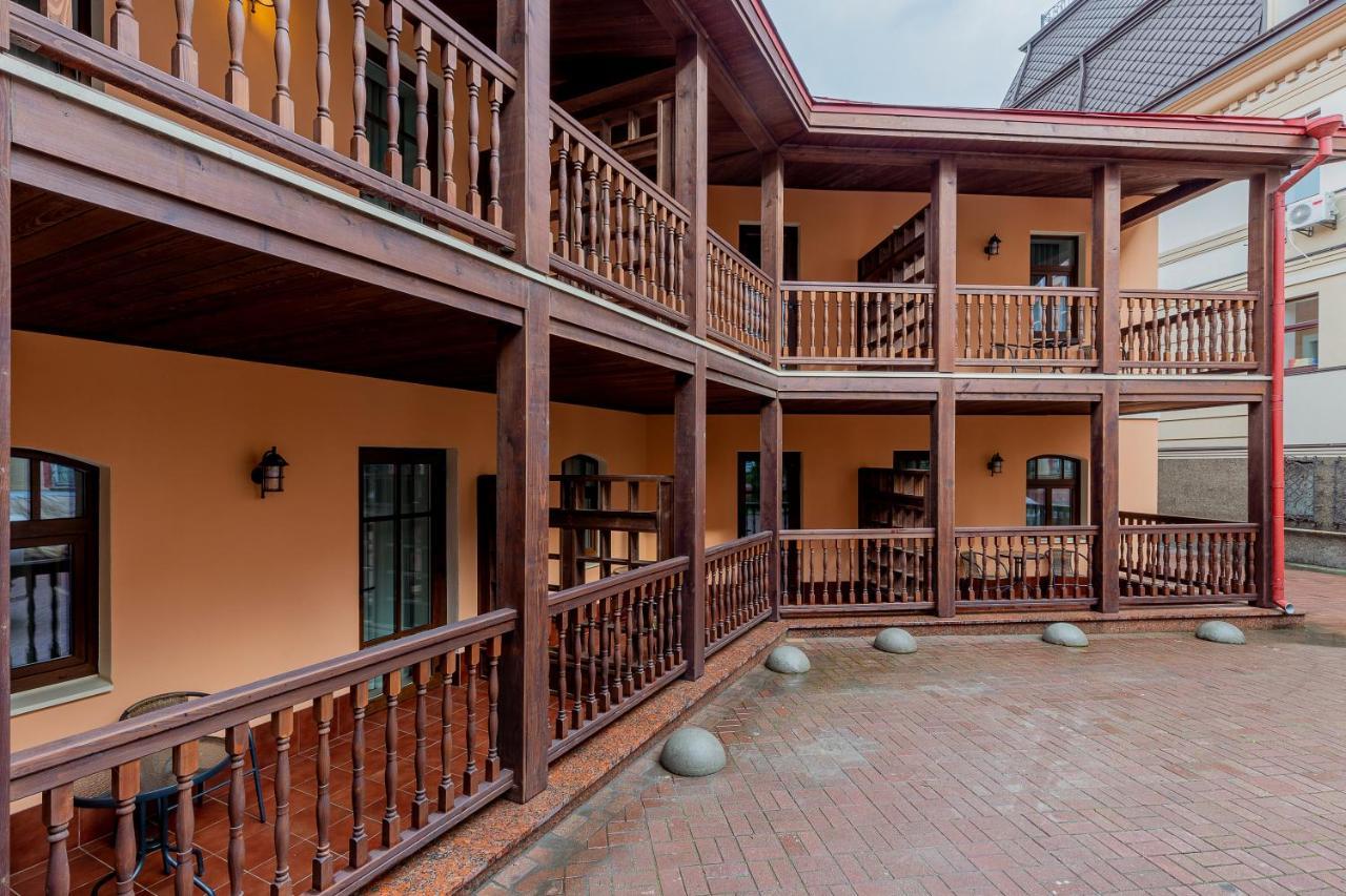 KONTRAKT Boutique Hotel Kiev Extérieur photo