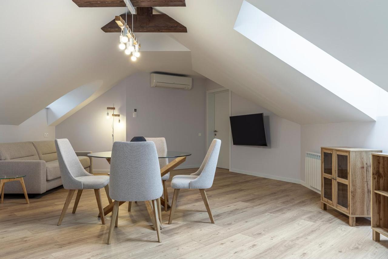 KONTRAKT Boutique Hotel Kiev Chambre photo