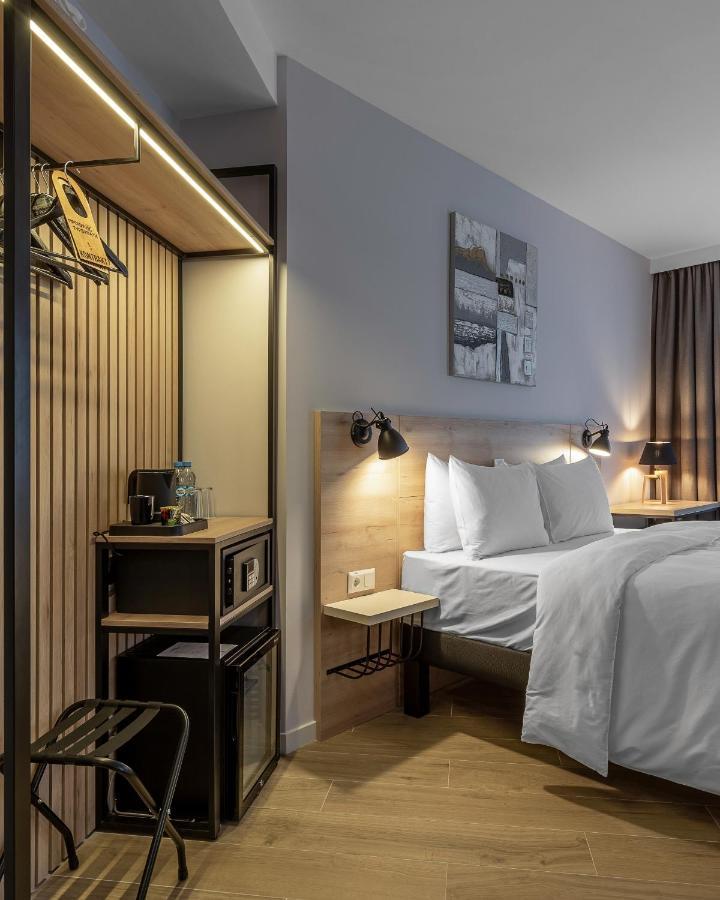 KONTRAKT Boutique Hotel Kiev Extérieur photo