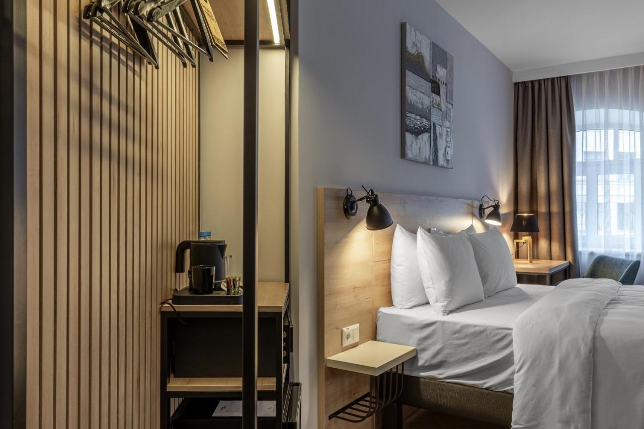 KONTRAKT Boutique Hotel Kiev Extérieur photo