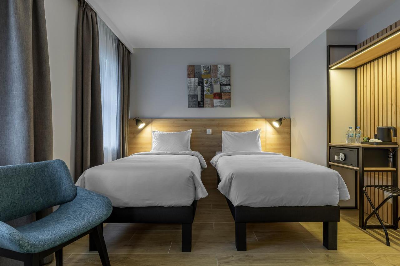KONTRAKT Boutique Hotel Kiev Extérieur photo