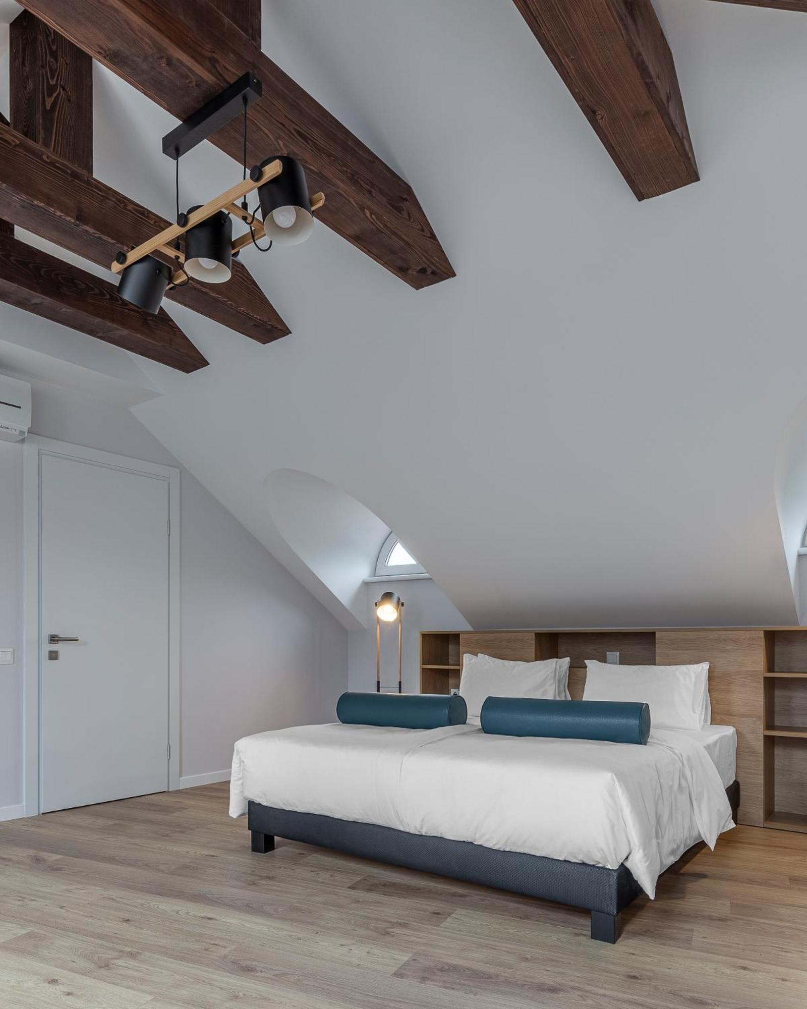 KONTRAKT Boutique Hotel Kiev Chambre photo